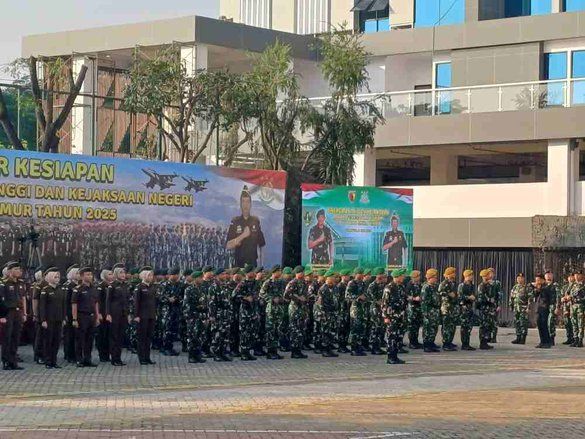 Personel TNI Bakal Ikut Jaga Kejaksaan se-Jatim, Ada Apa?