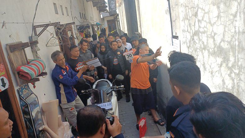 Polres Mojokerto Gelar Rekonstruksi Pembunuhan dan Mutilasi di Rumah Kos Surabaya