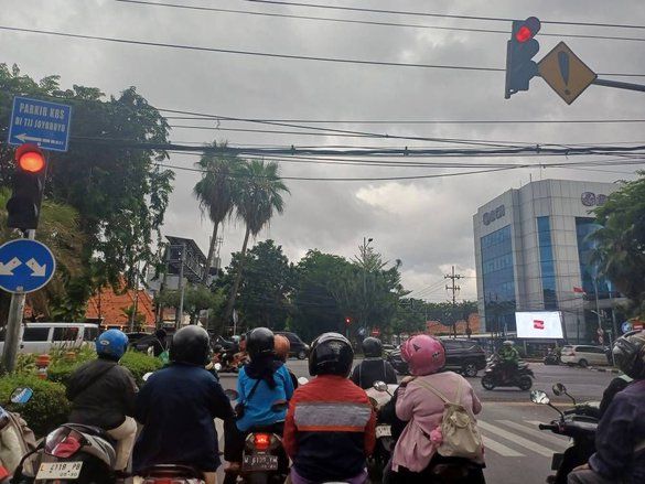 Modifikasi Cuaca Saat Musim Mudik, Khofifah: Mitigasi Potensi Cuaca Ekstrem