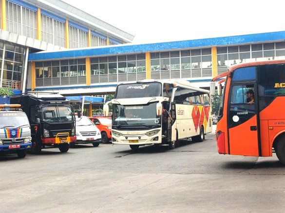 Libur Nataru 2026, Jumlah Penumpang di Terminal Bus Purabaya Merosot
