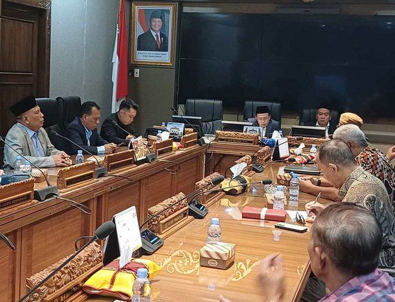 Jalan Pandugo Surabaya Rawan Kecelakaan Maut, Warga Mengadu ke DPRD Jatim