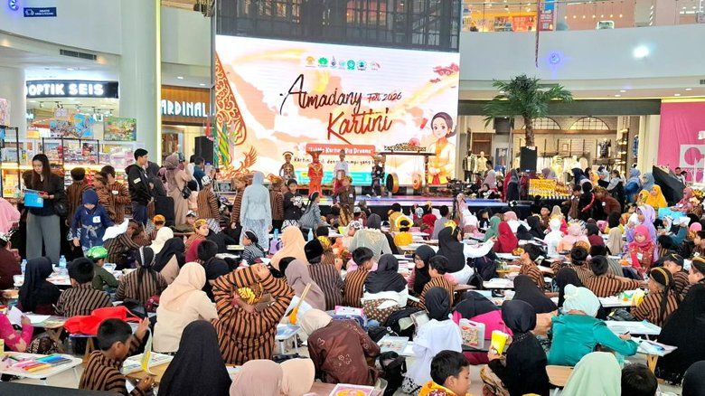 Tanamkan Semangat Kartini, SD Almadany Gelar Edukasi di Ruang Publik