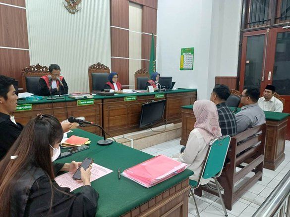 Penadah Motor Kredit Macet di Surabaya Jalani Sidang Perdana