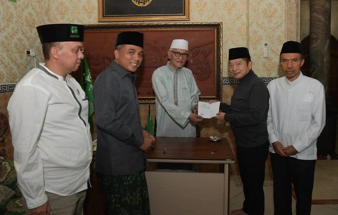 Ketum PPP Sowan ke Rais Aam PBNU, Ini Kata KH Miftachul Akhyar