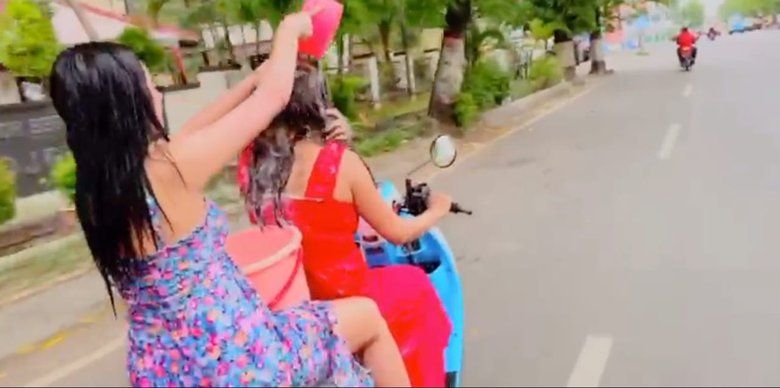 Polisi Akan Panggil yang Viralkan Video I Challenge Mandi di Atas Motor