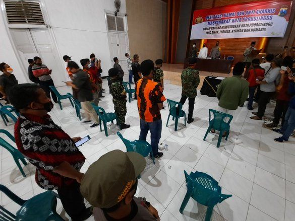 Cegah Aksi Demo Penolakan UU Cipta Kerja Anarkis, Polisi Kumpulkan Ormas dan Sekolah
