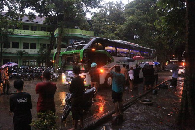 2.179 Warga Nahdliyin Kota Probolinggo Hadiri Harlah Satu Abad NU di Sidoarjo