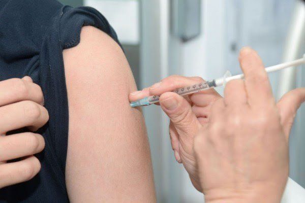 Tips agar tidak Takut dengan Jarum Suntik
