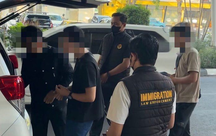 Terbukti Memanipulasi Data Visa, 3 WNA Tiongkok Dideportasi