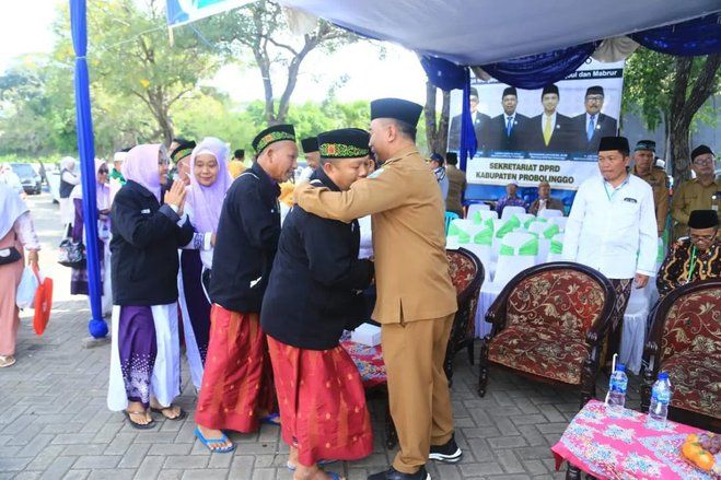366 Orang Jemaah Haji Kloter 33 Tiba di Kabupaten Probolinggo