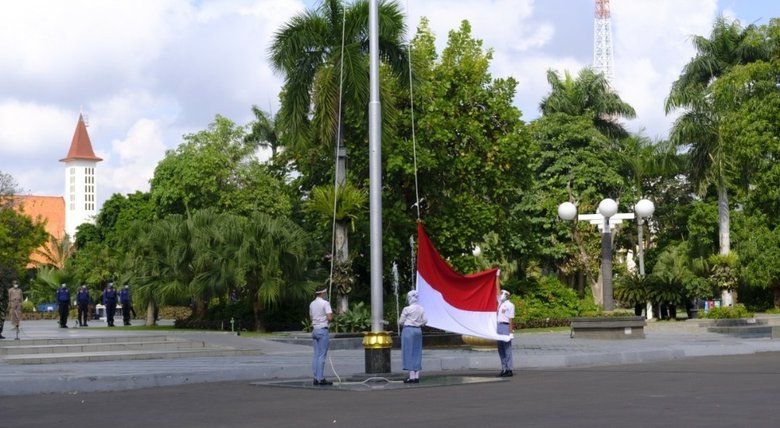 Putra Asli Papua Didapuk jadi Perwira Upacara HUT ke 75 RI di Balai Kota Surabaya