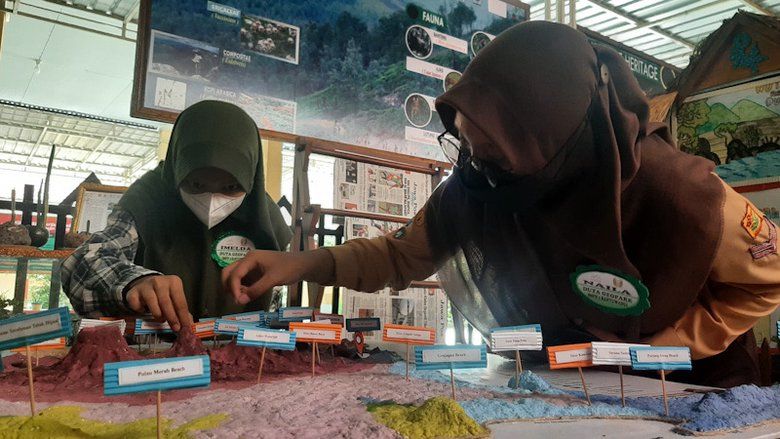 Pelajar SMP di Banyuwangi Mengenal Ruang Hidupnya dengan Belajar Geopark Ijen