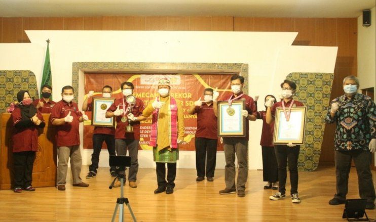 Mahasiswa STIE Perbanas Pecahkan Rekor Kampanye 1372 Poster SDGs Media Sosial