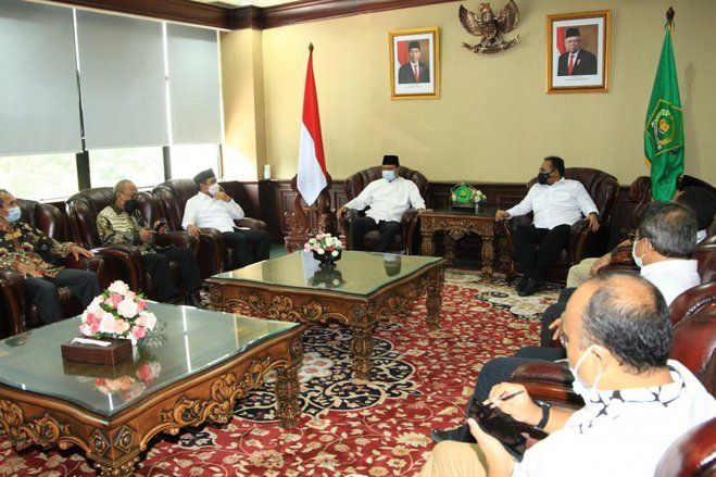 Menag Sambut Baik Rencana Gus Ipul Bangun Ponpes Khusus Rehabilitasi Narkoba