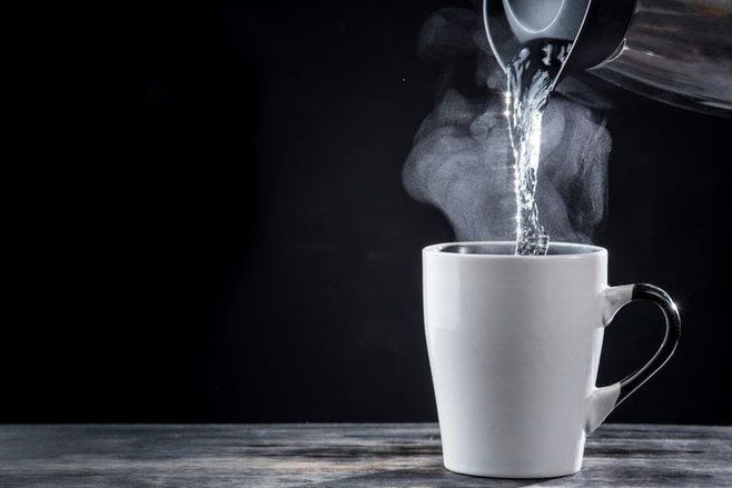 Perlu Tahu, Ini Manfaat Minum Air Hangat untuk Kesehatan Tubuh