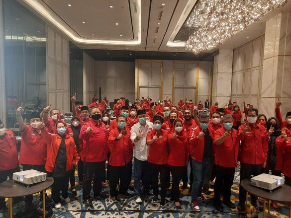 PDI Perjuangan: Surabaya Bersatu, Eri Cahyadi-Armuji&nbsp;Kuat karena Gemblengan dan Kepungan