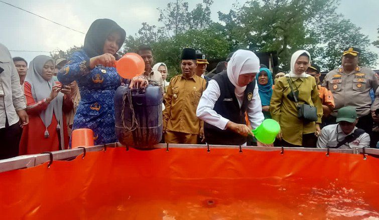 Warga Kunjorowesi Krisis Air Bersih, Pemkab Mojokerto Salurkan Air Bersih 716.000 Liter