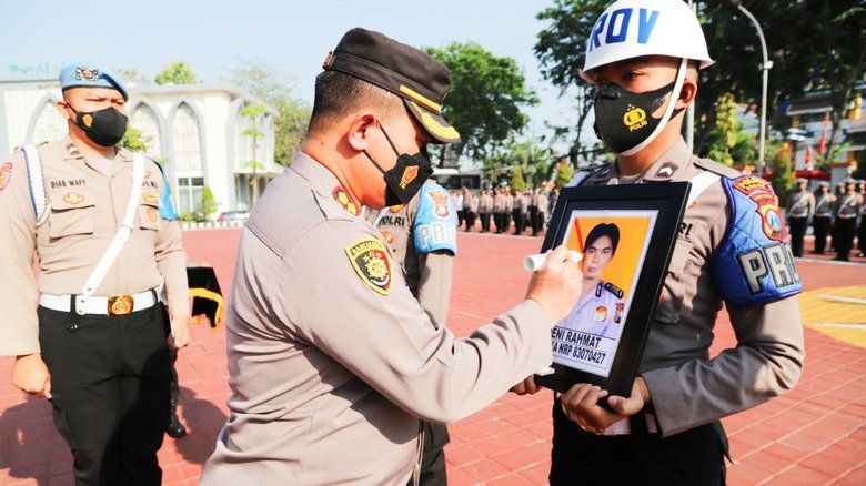 Langgar Kode Etik, Anggota Polisi Jajaran Polres Gresik di PTDH