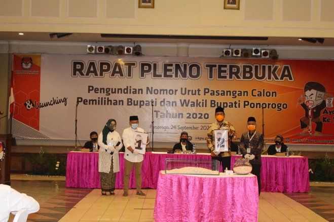 Pengundian Nomor Urut, Giri Nomor Urut Satu, Ipong Nomor Urut Dua