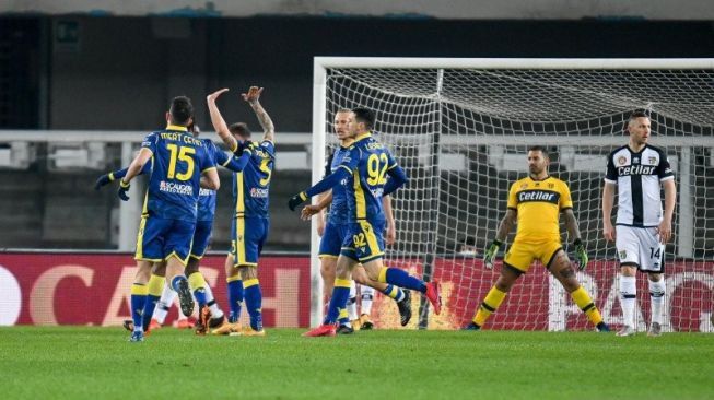 Disikat Verona 2-1, Parma Makin Terpuruk di Serie A