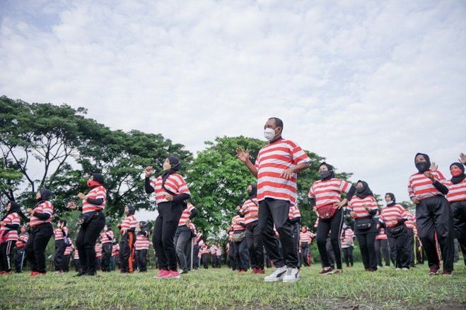 Tubuh Sehat dan Tingkat Imunity, Paguyuban Lansia Manfaatkan Tahura Pakal untuk Senam
