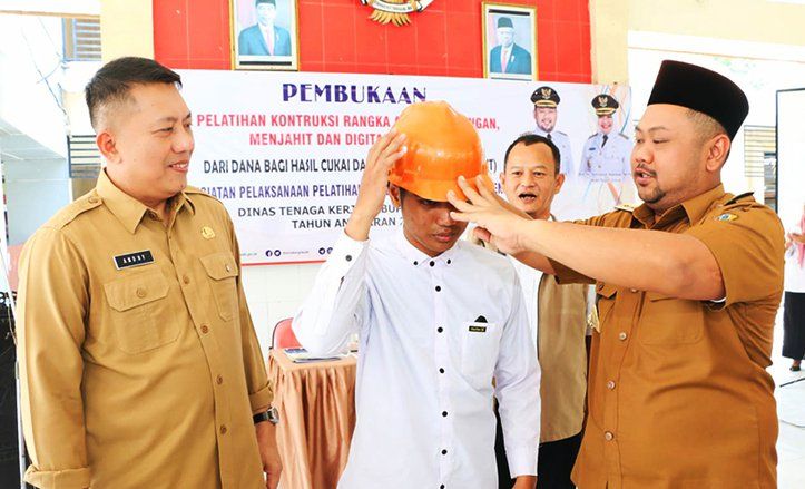 Kolaborasi Dengan Rumah Vokasi, Disnaker Gresik Gelar Pelatihan Keterampilan Kerja