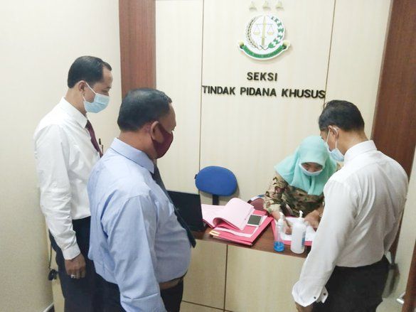 Terjerat Korupsi Anggaran Kecamatan, Camat Suropadi Ajukan Permohonan Pengalihan Status Tahanan