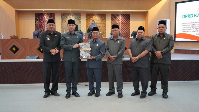 Proyeksi dari Efisiensi dan Silpa, RAPBD Tuban 2026 Disepakati Rp2,9 Triliun