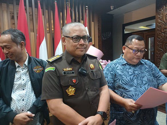 Kejati Jatim Dalami Dugaan Keterlibatan Pihak Lain dalam Korupsi Pengelolaan Keuangan KBS
