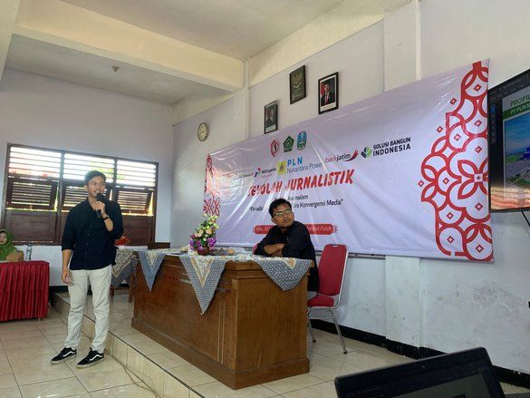 Edukasi Energi, PLN Nusantara Power Tanjung Awar-Awar Paparkan Alur Kelistrikan pada Puluhan Pelajar Tuban