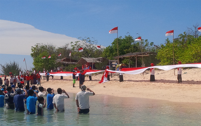 Viral, Video Peserta Kemah di Pulau Tabuhan Kaget Ledakan Bom Ikan 