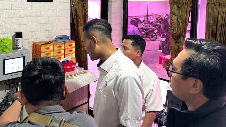 Polres Gresik Cek Kelangkaan Pertalite, 14 Orang Diamankan