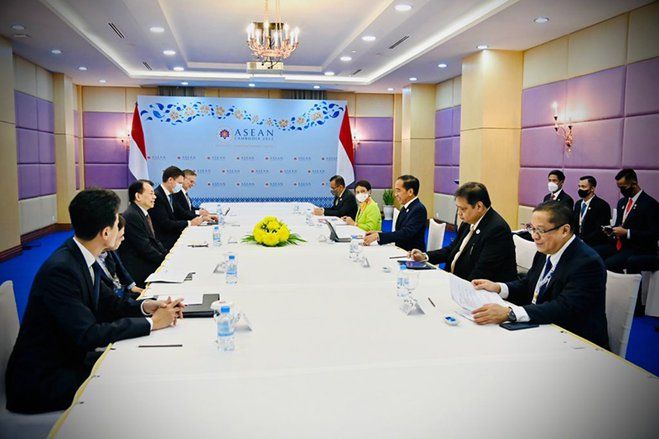 Bertemu Presiden ADB, Presiden Jokowi Diskusikan Pertumbuhan Ekonomi ASEAN 2023