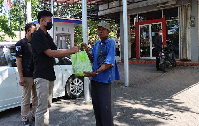 Anggota Narkoba Polres Probolinggo Kota &#39;Gerebek&#39; Pangkalan Tukang becak, dan Ojol