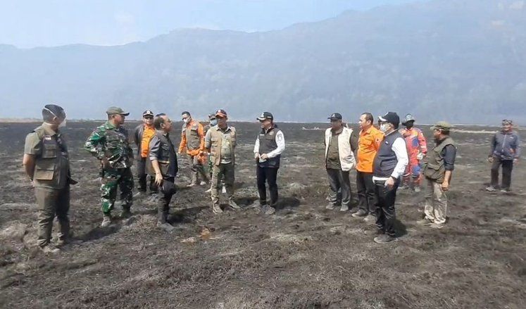 BNPB Targetkan Karhutla Bromo Padam Jumat