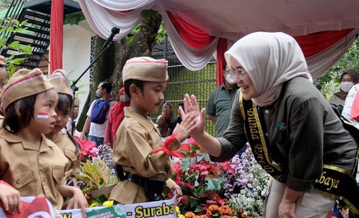 Bangun Karakter Sejak Dini, PAUD dan TK se Surabaya Karnawal Hari Pahlawan di KBS