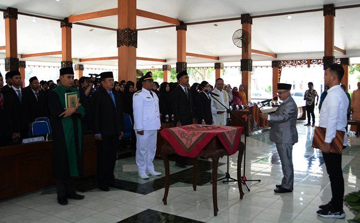 Lantik 130 Pajabat, Bupati Situbondo Minta ASN Lakukan Pelayanan Inovasi Kolaboratif