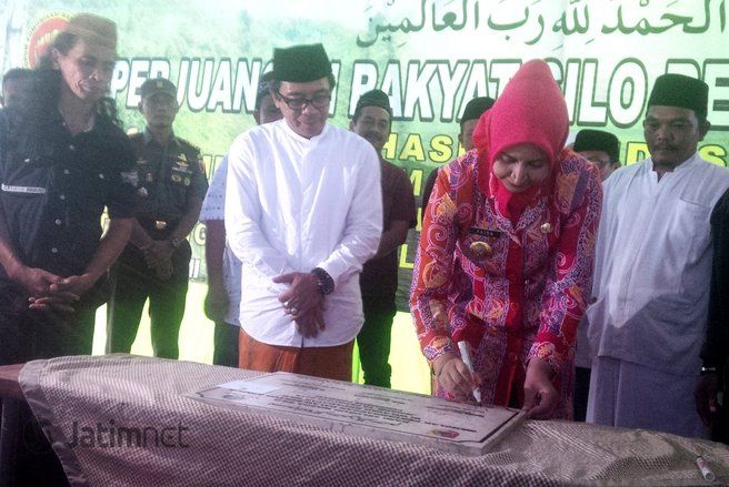 Pemkab Jember Tandatangani Prasasti Tolak Eksplorasi Blok Silo