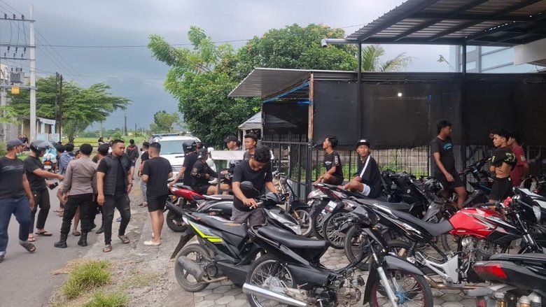 Polisi Sikat Balap Liar di Besuk, 21 Motor Digelandang ke Mapolres Probolinggo