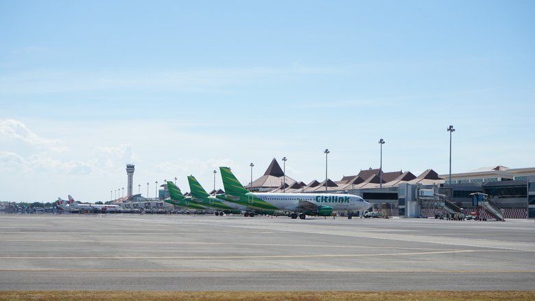 Timur Tengah Bergolak, Bandara Juanda Sebut Penerbangan Umrah Masih Normal