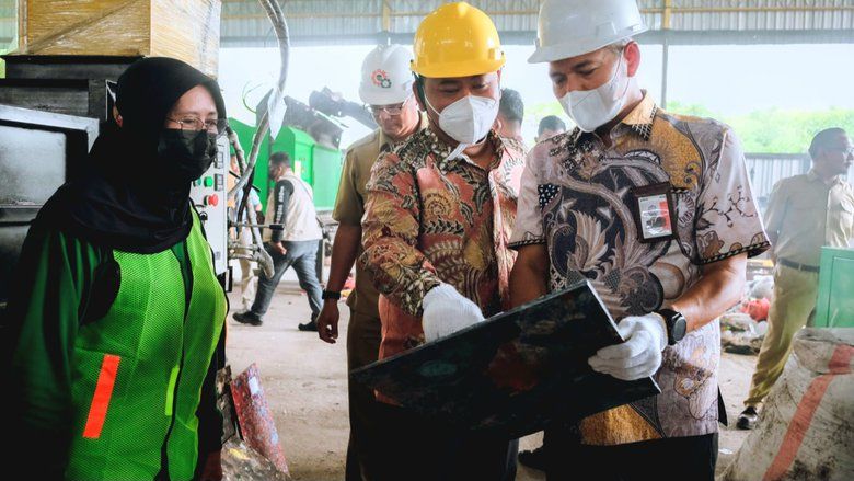 Pemkab Gresik Resmikan Landfill Mining di TPA Ngipik, Olah Sampah Lama Jadi Energi Alternatif
