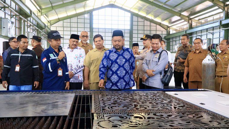 Sentra IKM Logam Gresik Resmi Beroperasi, Jadi Fasilitas Produksi Bersama dan Tempat Magang Siswa SMK