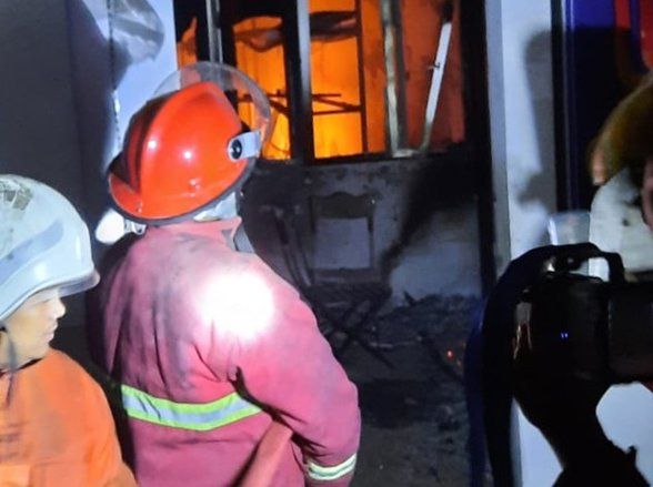 Konter Ponsel di Kota Probolinggo Terbakar