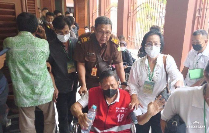 Diduga Memerkosa Anak Asuh, Purnawirawan Polisi Disidang