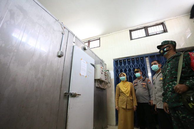 Vaksinasi&nbsp; Covid-19 Akan Dimulai di Jember, Masyarakat Diminta Tetap Disiplin Protokol Kesehatan