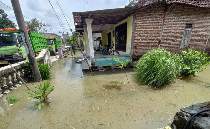 Baru Tanam, Puluhan Hektare Sawah di Mojokerto Terendam Banjir Luapan Sungai Lamong
