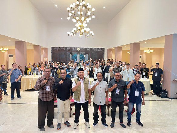 Cak Sumardi Bekali Emak-emak Jombang Literasi Digital, Waspadai Hoaks dan Kejahatan Siber
