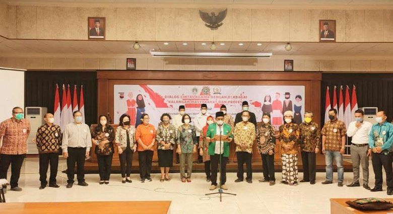 Kemenag Gresik dan Para Tokoh Deklarasi Moderasi Kerukunan Umat Beragama