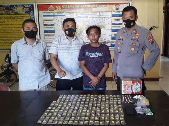 Simpan Ribuan Pil Koplo di Kaleng Biskuit, Pemuda di Probolinggo Ditangkap
