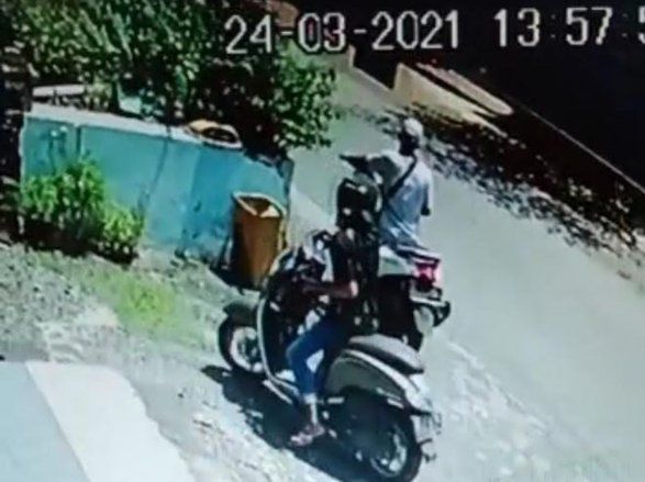 Siang Bolong, Pelaku Curanmor Beraksi di Depan Klinik Ponpes Genggong